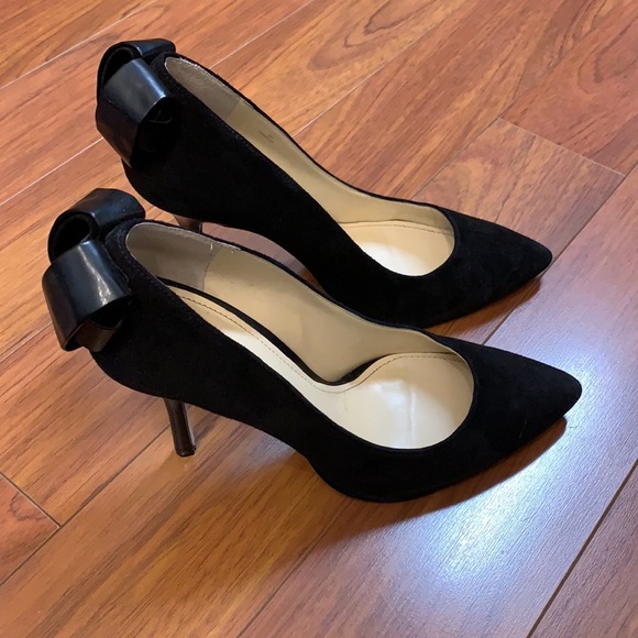 Enzo Angiolini Padilla Black Bow Heel Suede size 9 - Picture 5 of 6